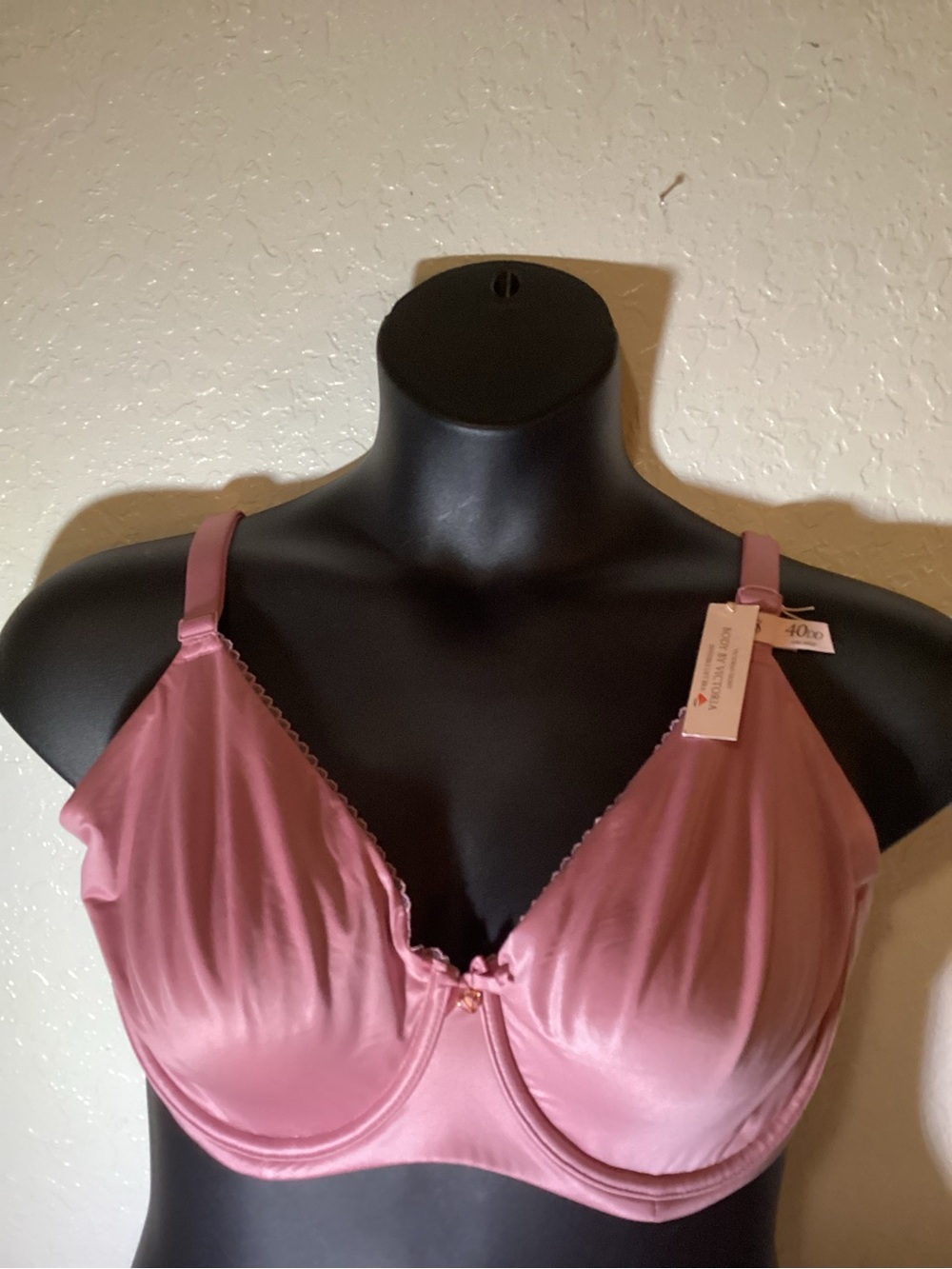 Victoria's Secret Rose Pink Underwire Satin Bra